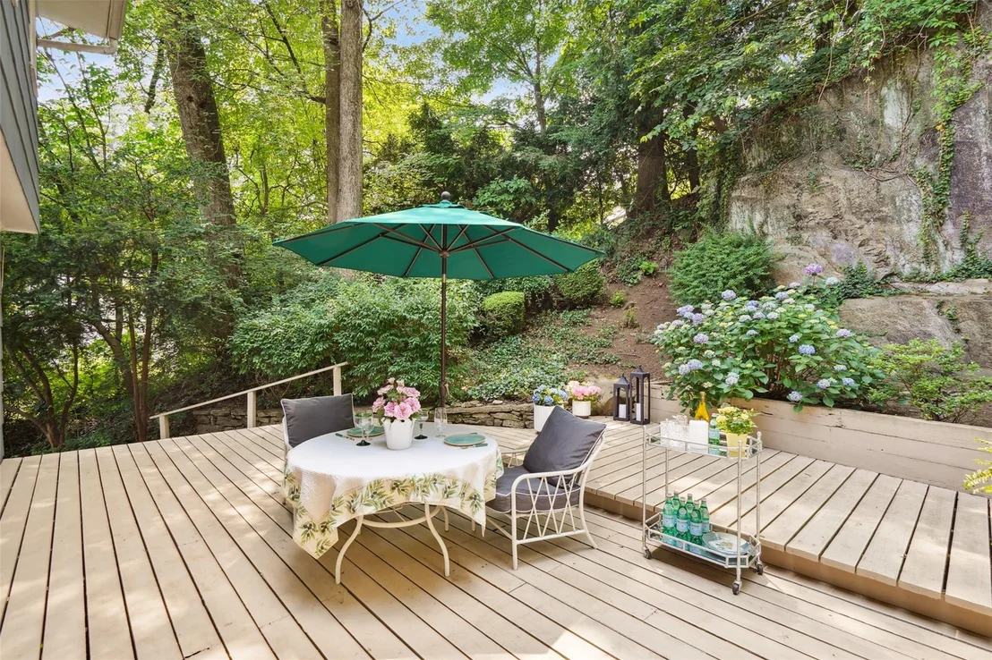 Photo of 10 Rockledge Road