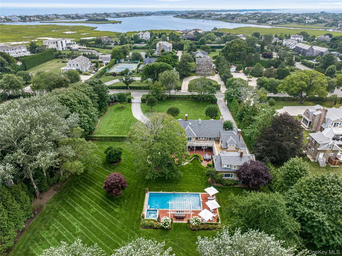 Photo of 92 Beach Lane