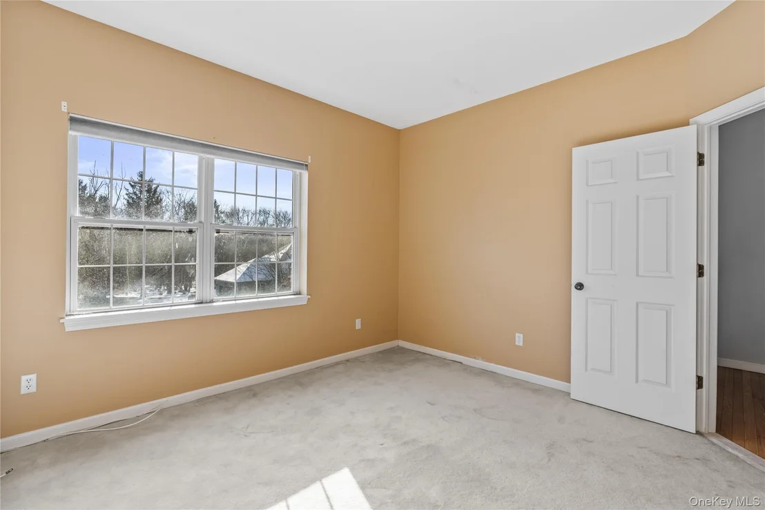 Photo of 2 Bridle Way
