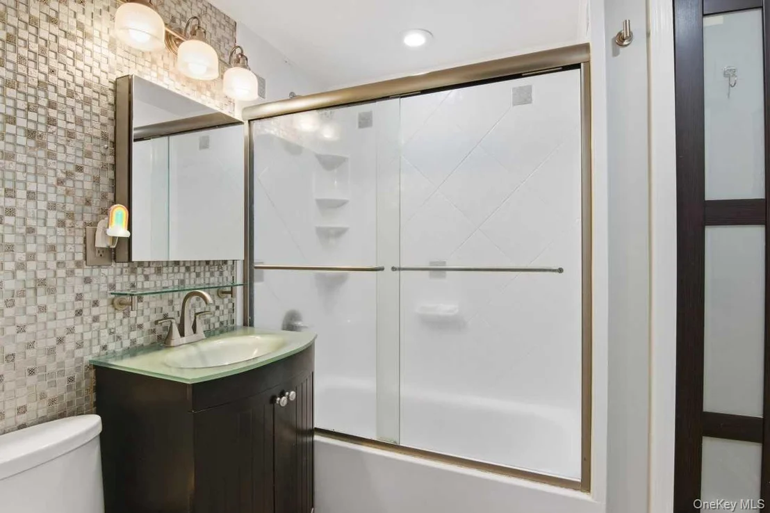 Photo of Unit 52 at 52 Brompton Road
