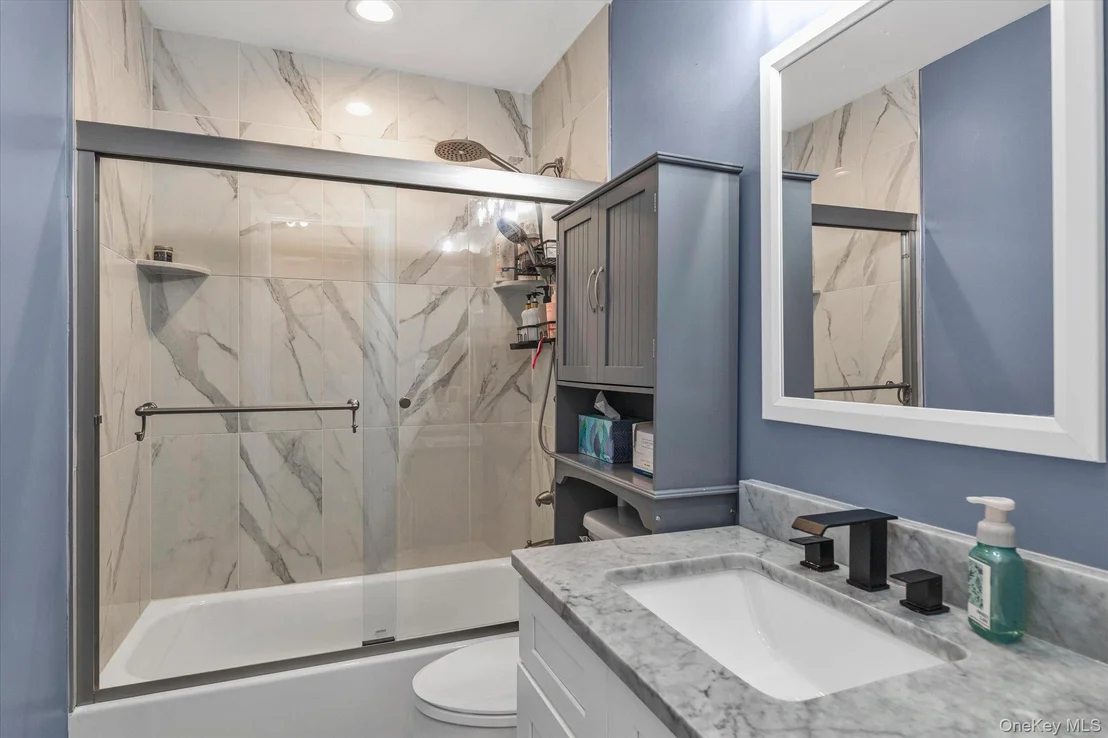 Photo of 35 Lee Avenue