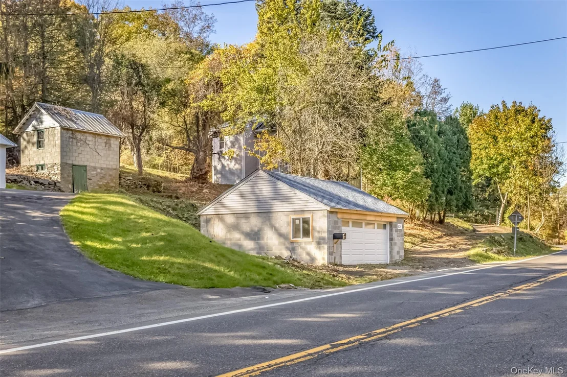 Photo of 534 Route 44 55