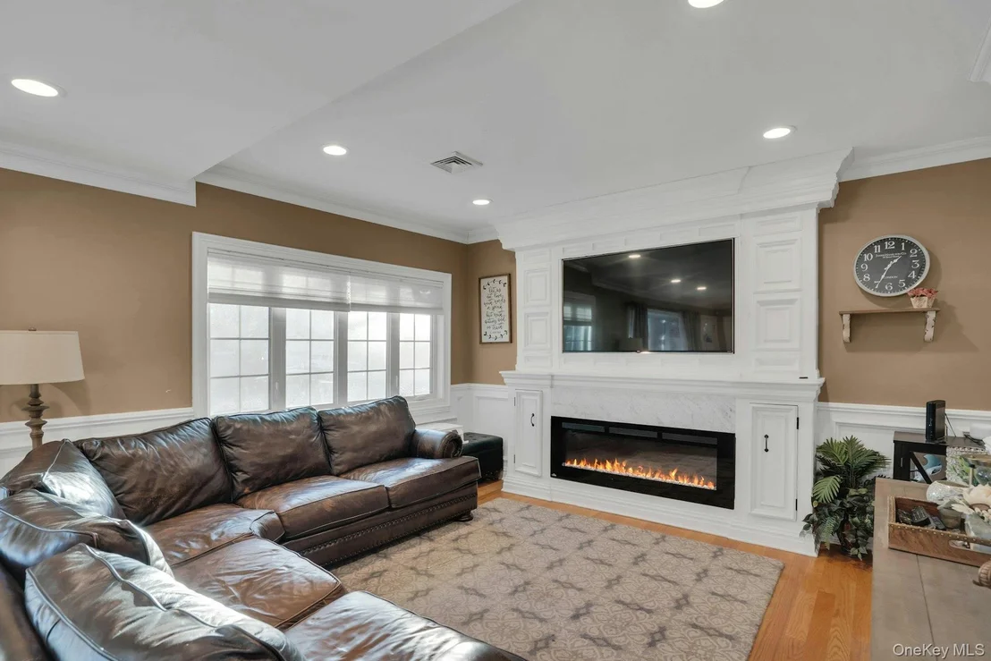 Photo of 22 Schuyler Drive