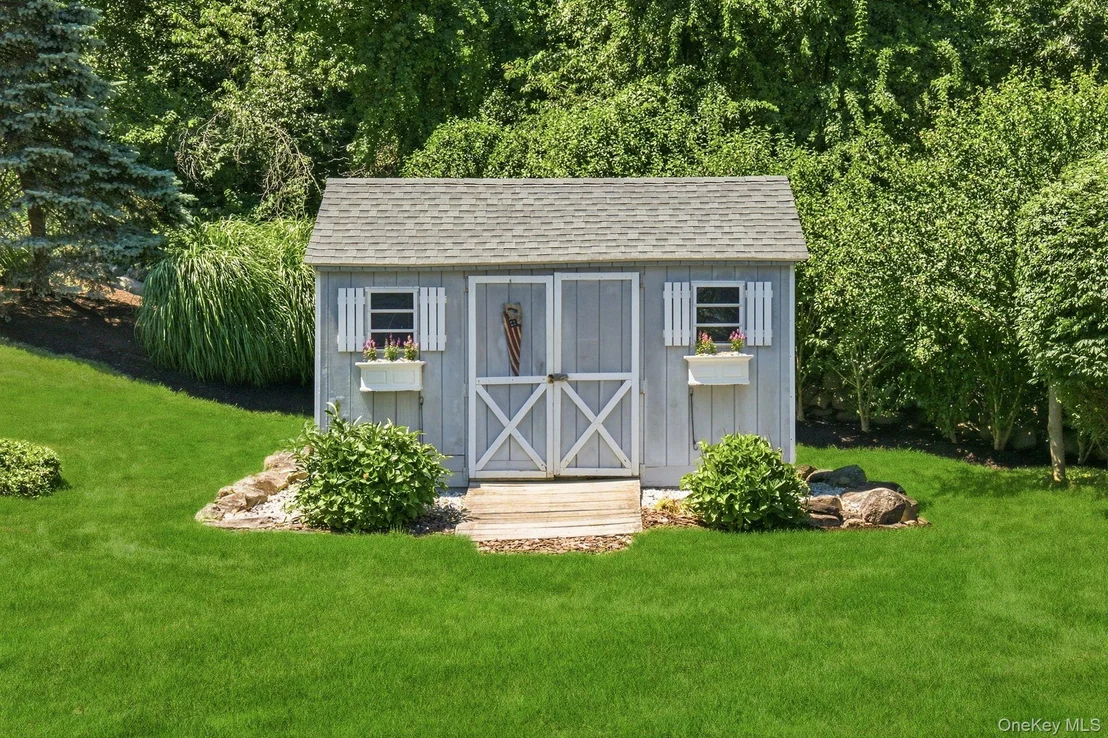 Photo of 32 Bedell Road