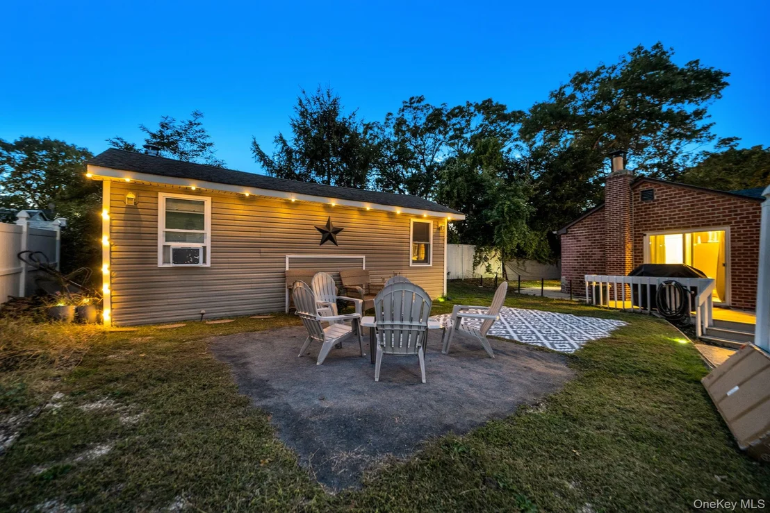 Photo of 629 East Drive