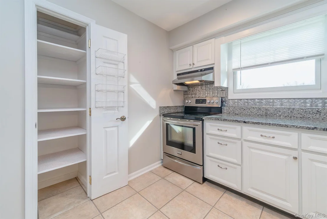 Photo of 37 Spaulding Lane
