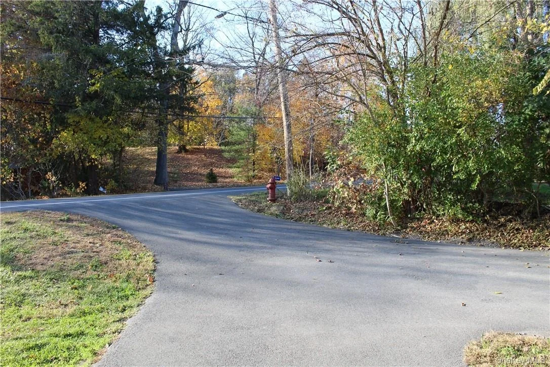 Photo of 6154 Route 9H