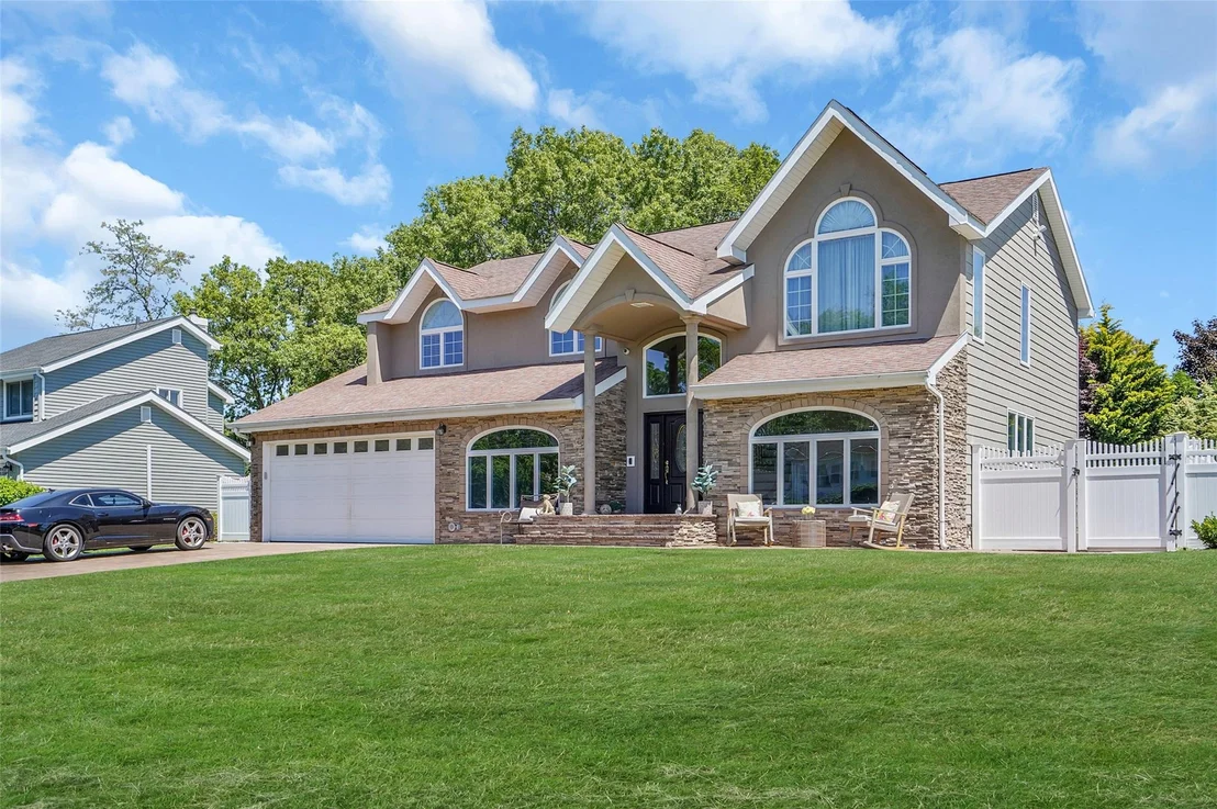 Photo of 12 Barbera Road