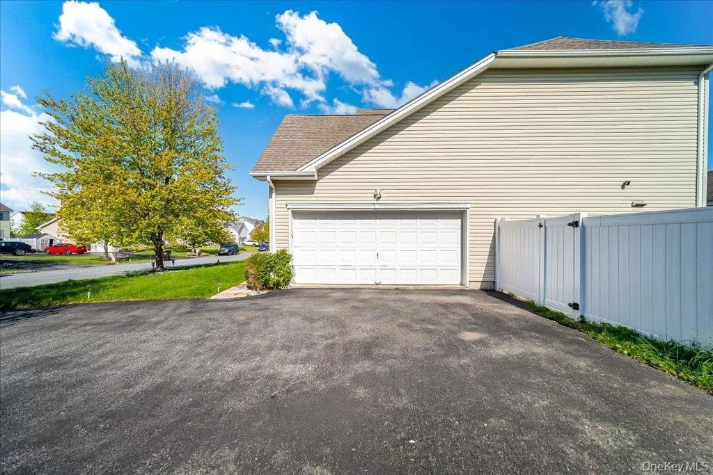 Photo of 2723 Colonial Drive