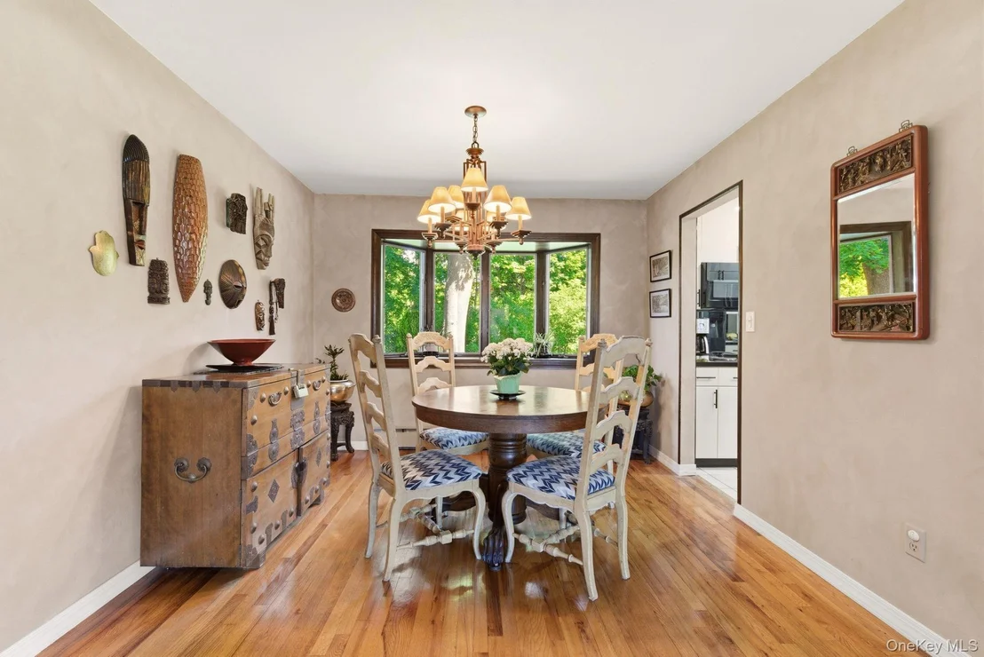 Photo of 61 Hofstra Drive