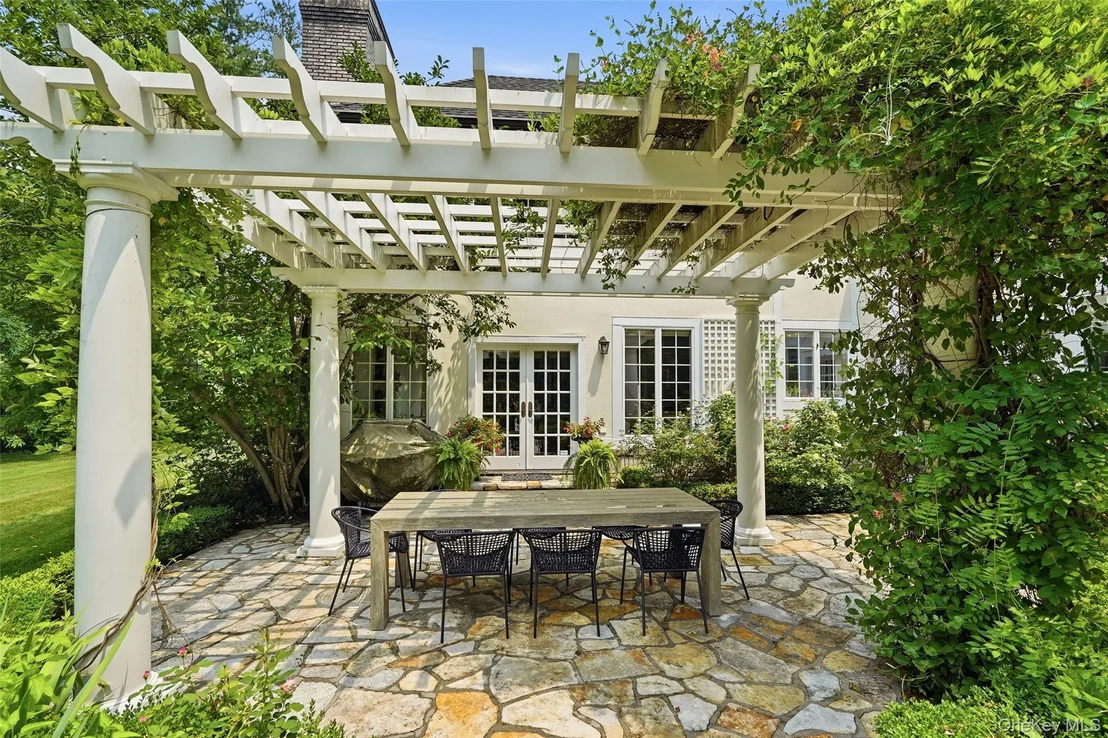 Photo of 16 Hampton Road