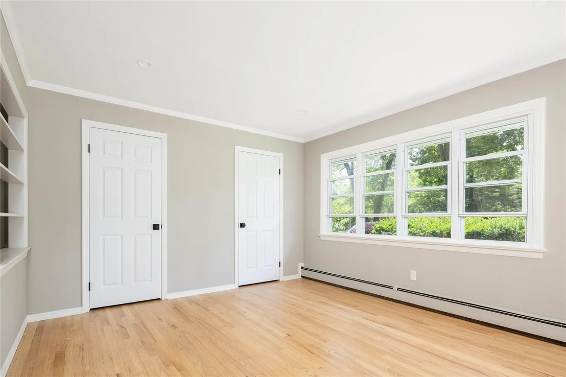 Photo of 795 Pine Tree Road