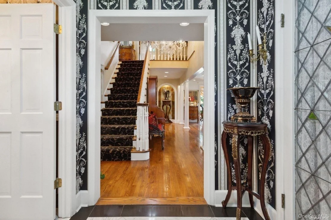 Photo of 1345 Harbor Road