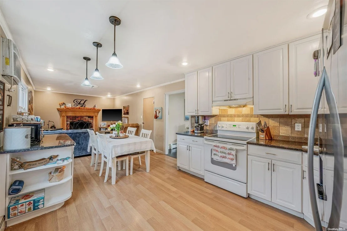 Photo of 19 Arrowhead Drive