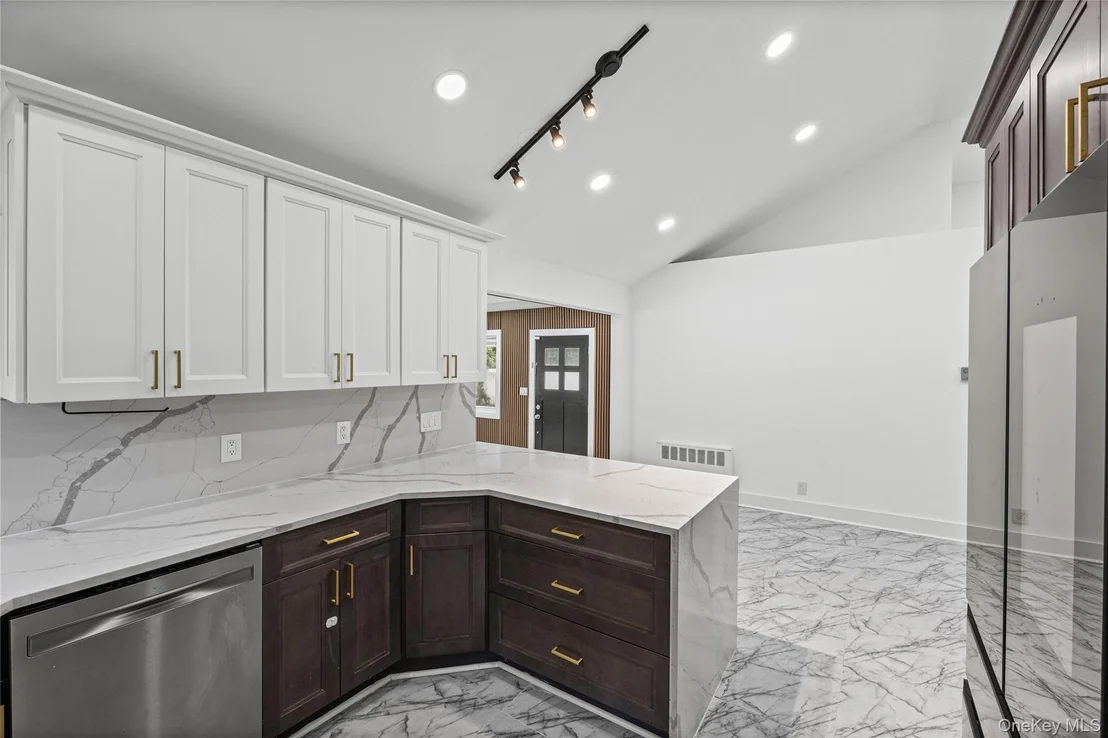 Photo of 84 Rosedale Road