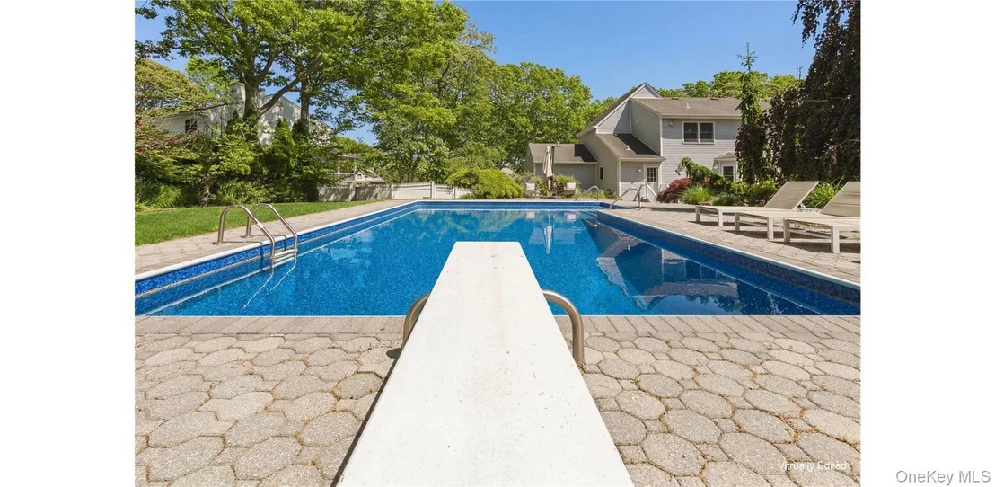 Photo of 212 Fairway Drive