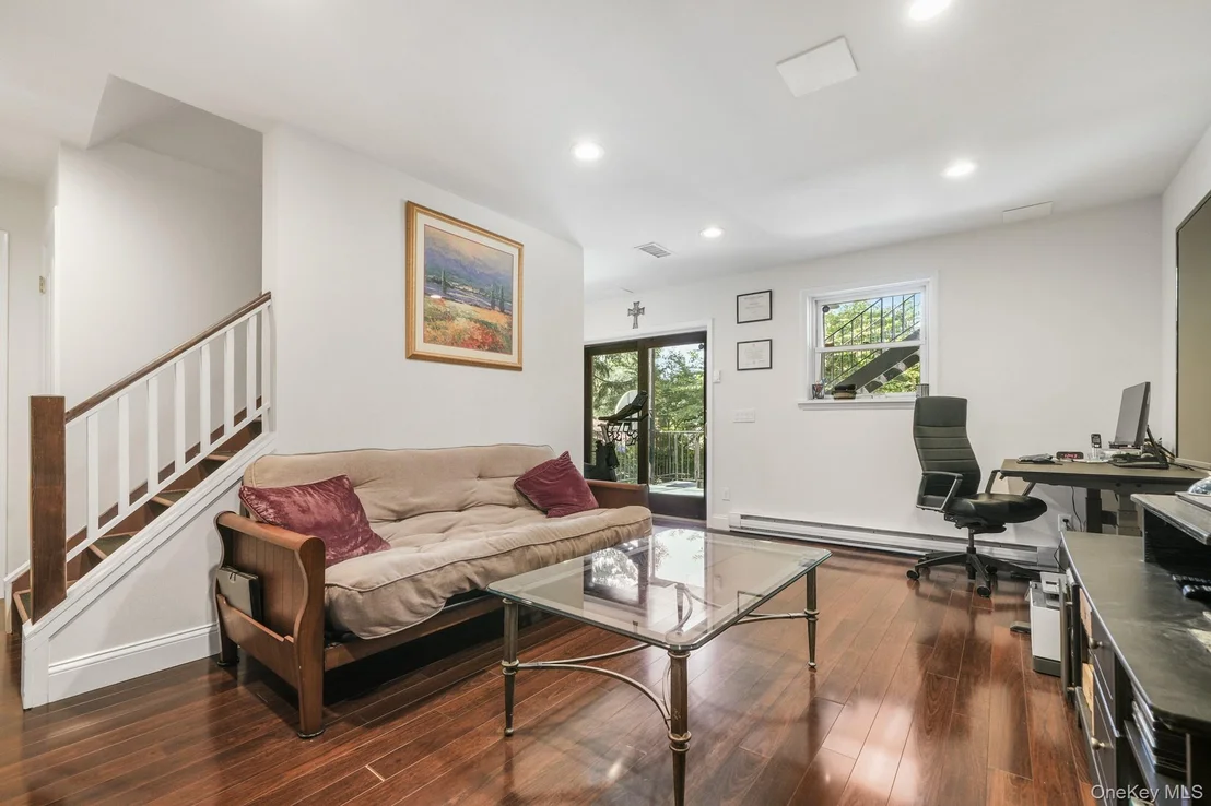Photo of 29 Chatfield Road