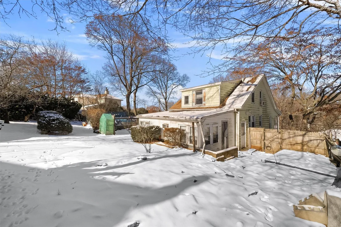 Photo of 50 Howard Avenue