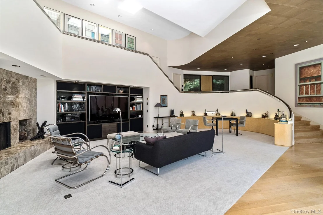 Photo of 20 Cole Drive