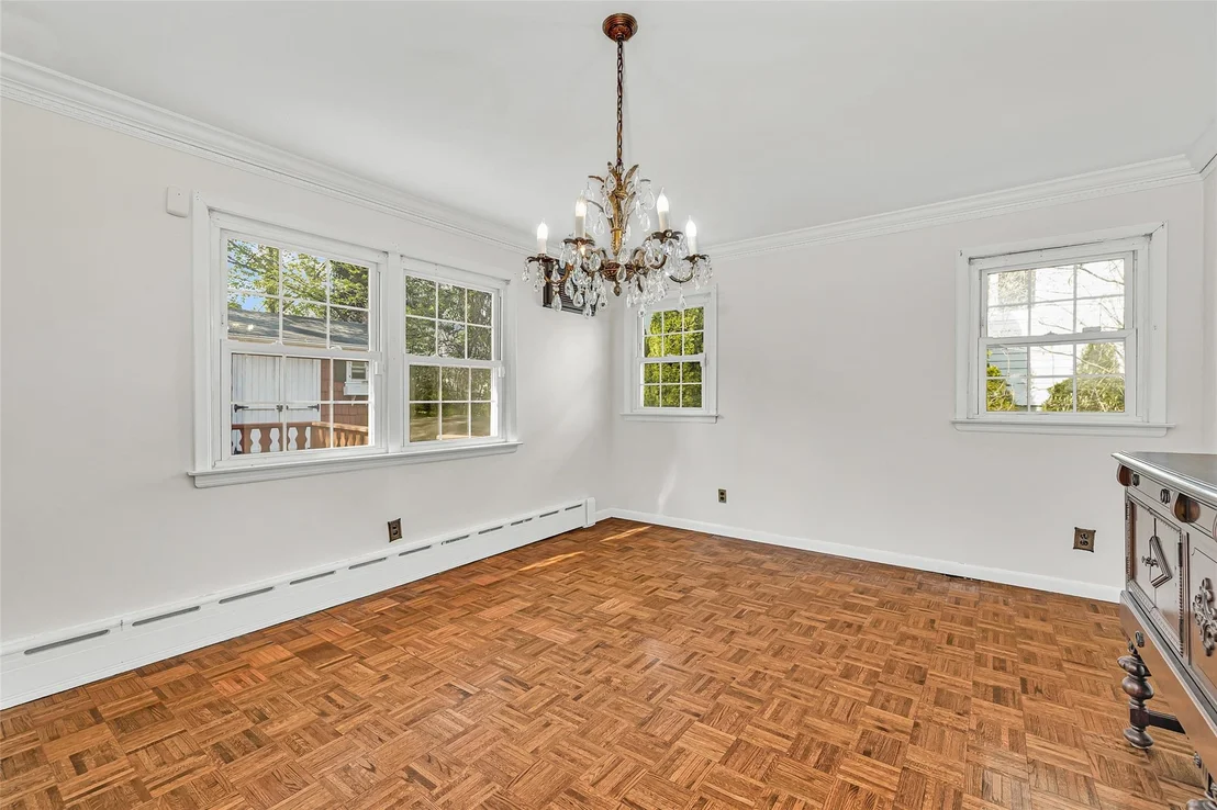 Photo of 62 Henry Avenue