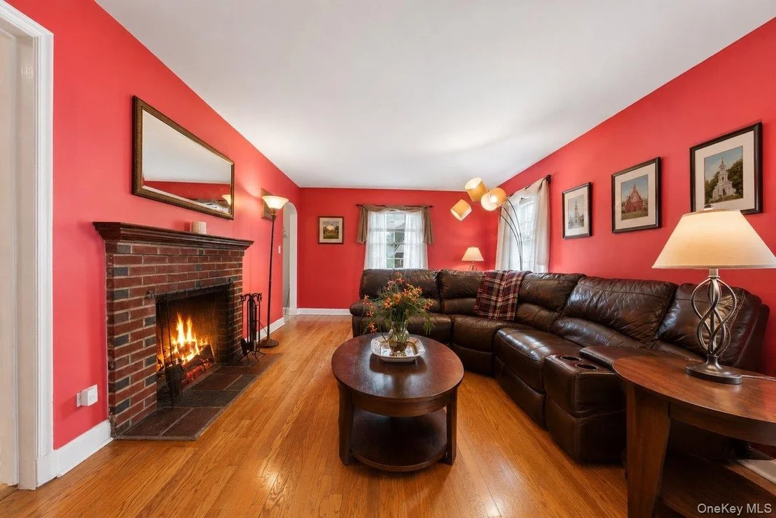 Photo of 85 Halstead Avenue