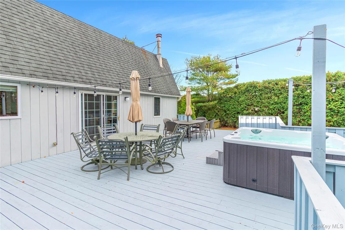 Photo of 18 Alanson Lane