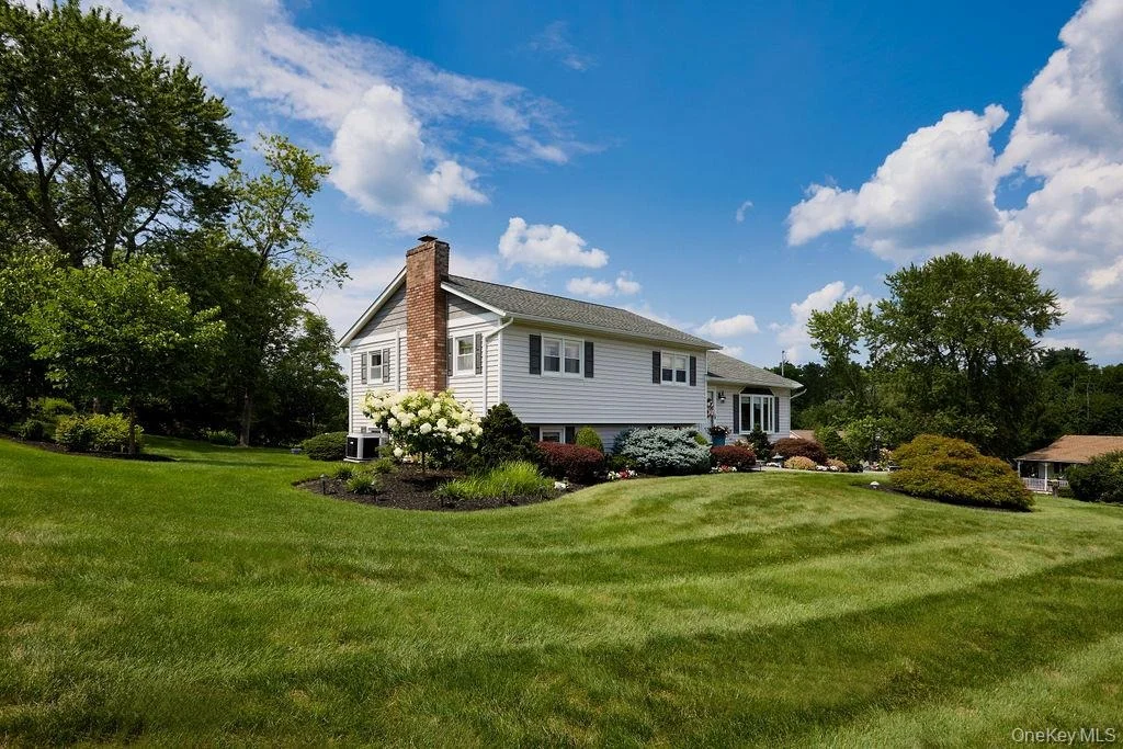 Photo of 8 Carroll Drive
