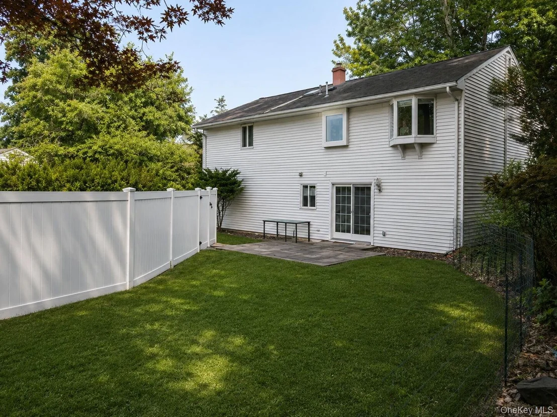 Photo of 132 Hilltop Road