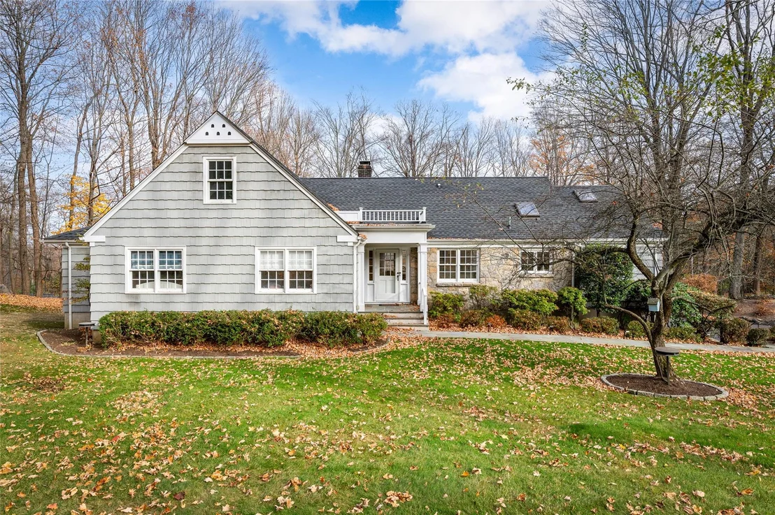 Photo of 2 Cedar Lane