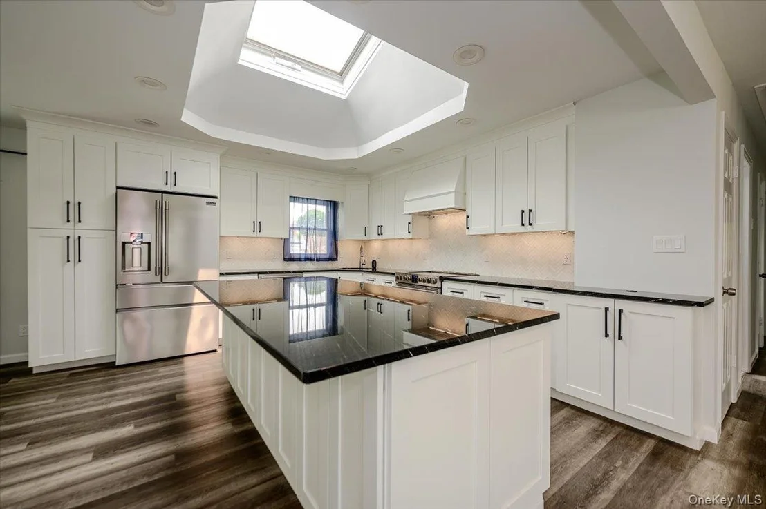 Photo of 920 9th Street