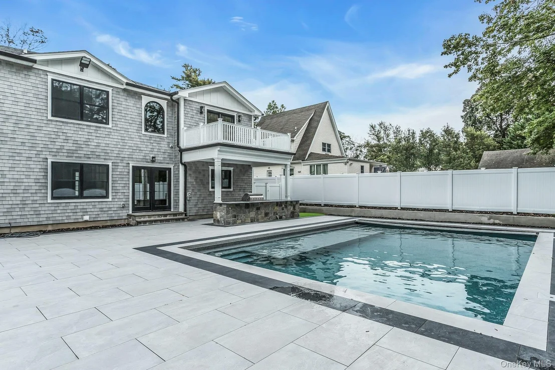 Photo of 9 Hill Drive