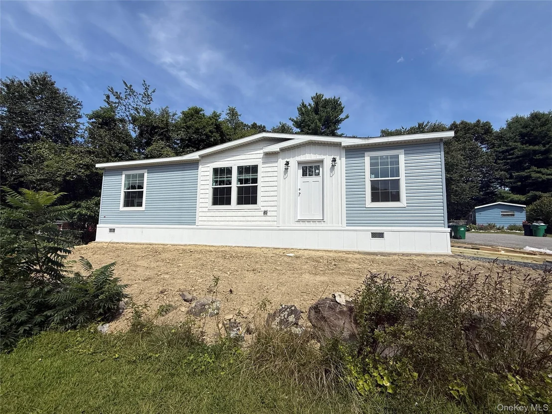 Photo of 114 Forest Park (aka Hubert St)