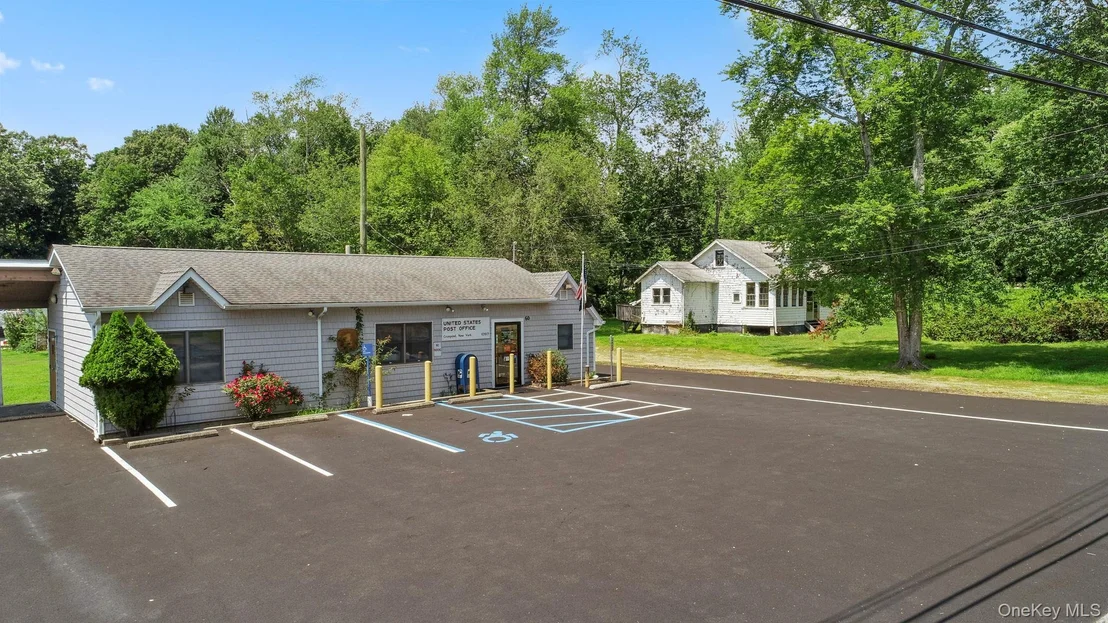 Photo of 64 Baron De Hirsch Road