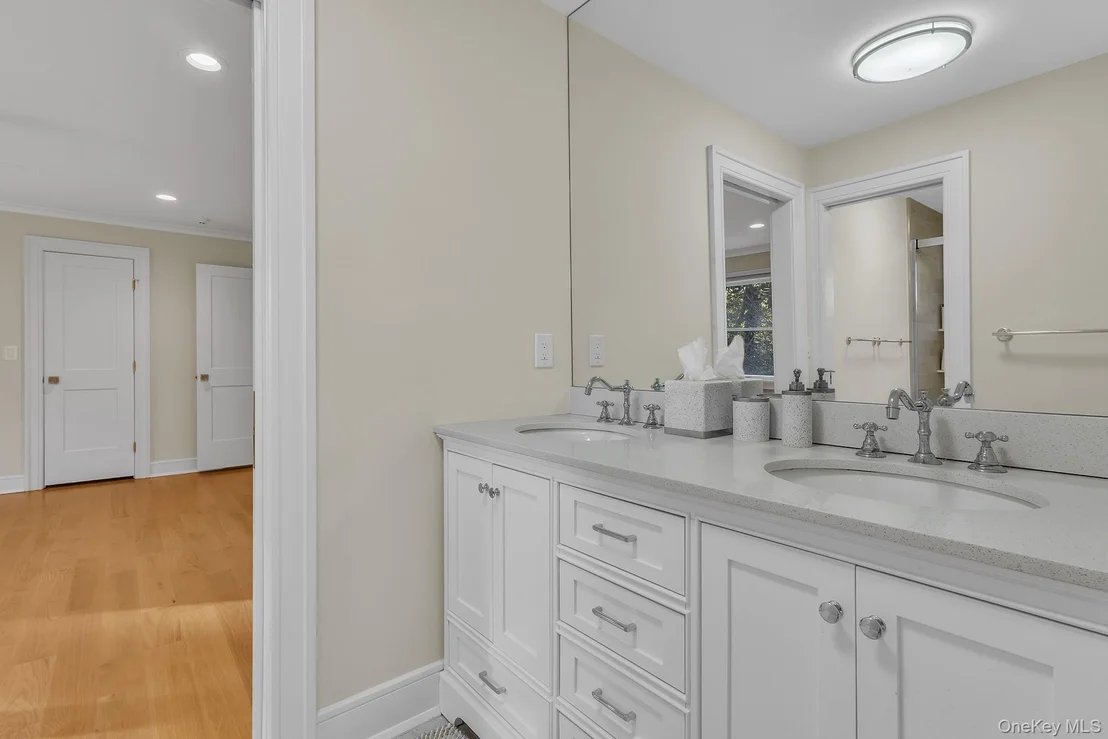 Photo of 23 Overbrook Lane