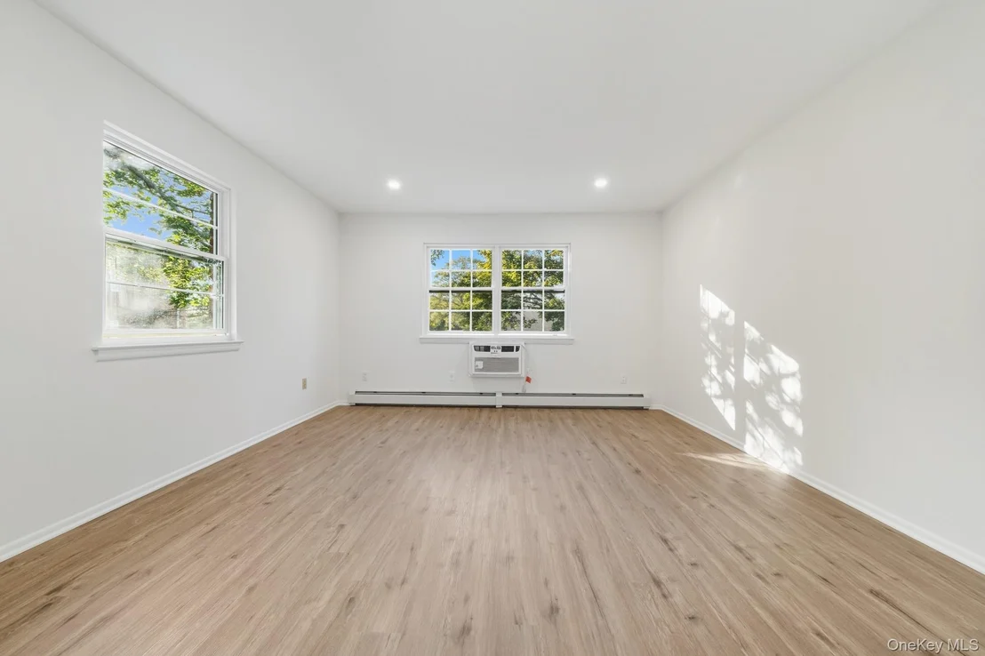 Photo of 199 Parkside Drive