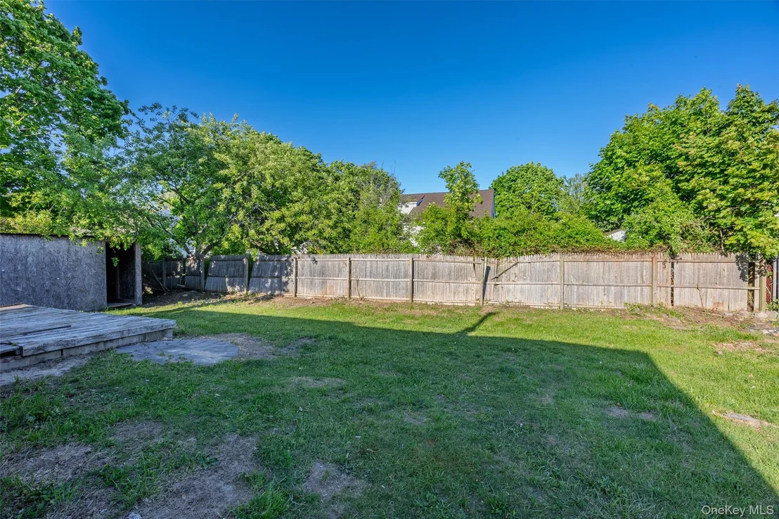 Photo of 147 Branch Avenue