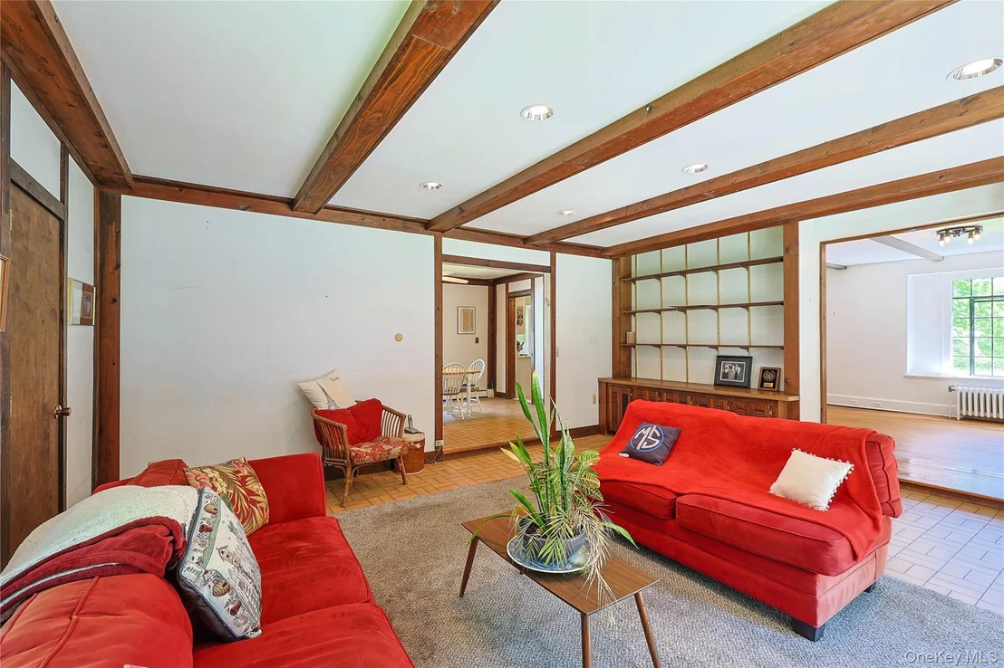 Photo of 404 Downing Way