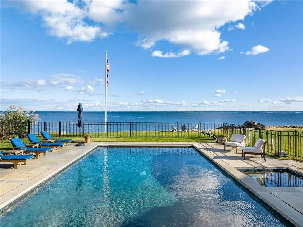 Photo of 12 Island Drive