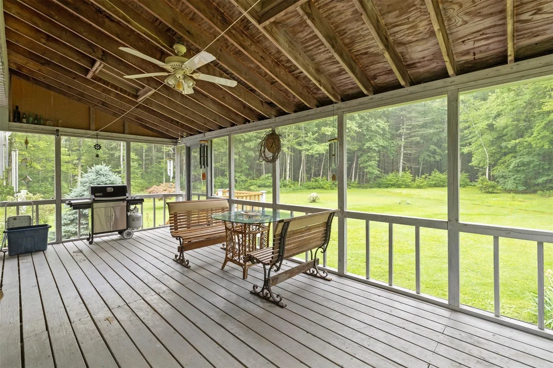 Photo of 149 River Road