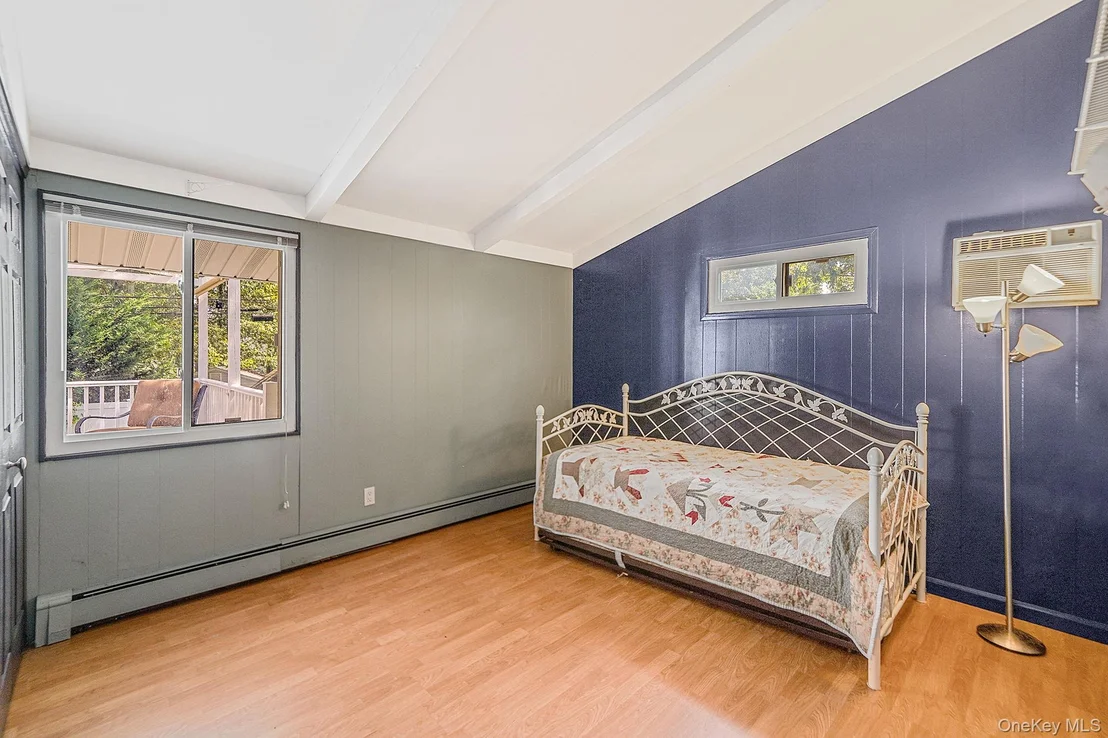 Photo of 7 Deepdale Drive