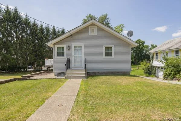 Photo of 8 Murray Avenue