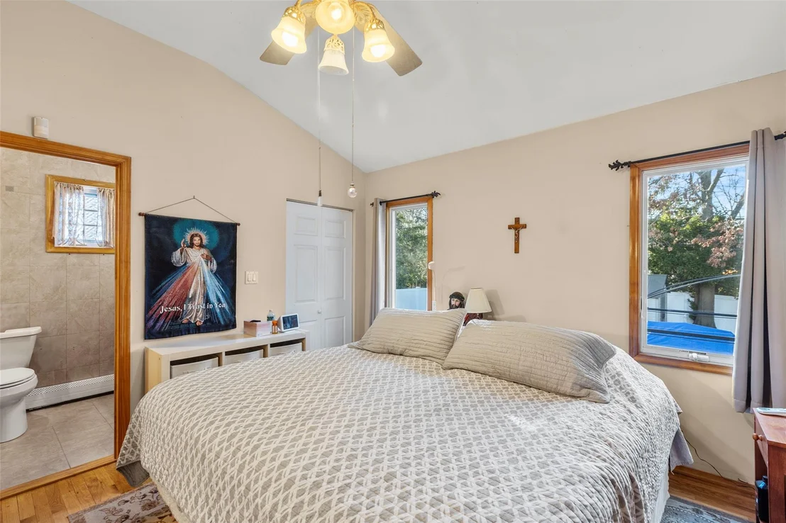 Photo of 28 Sandra Drive