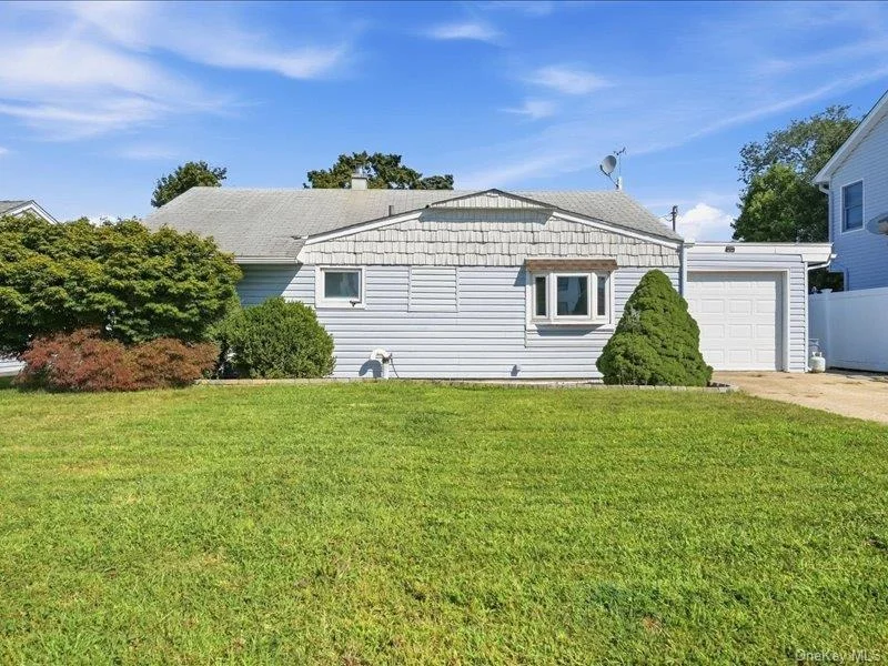 Photo of 11 Hoover Lane