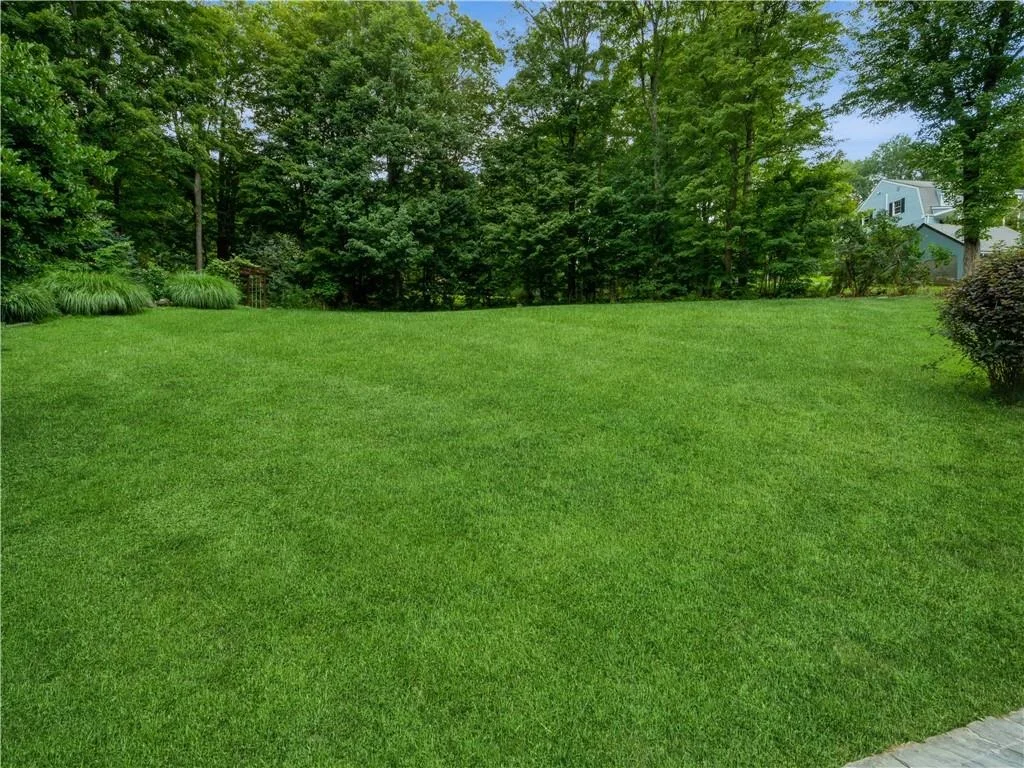 Photo of 94 Perks Boulevard