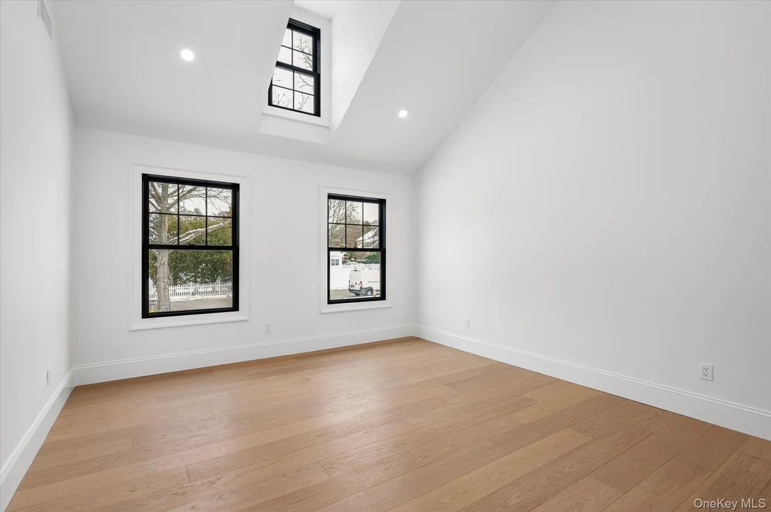 Photo of 20 Fox Hunt Lane