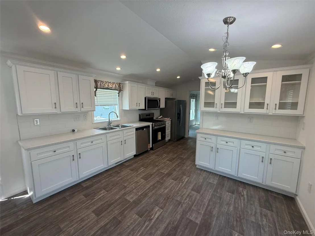 Photo of 412 4TH Avenue