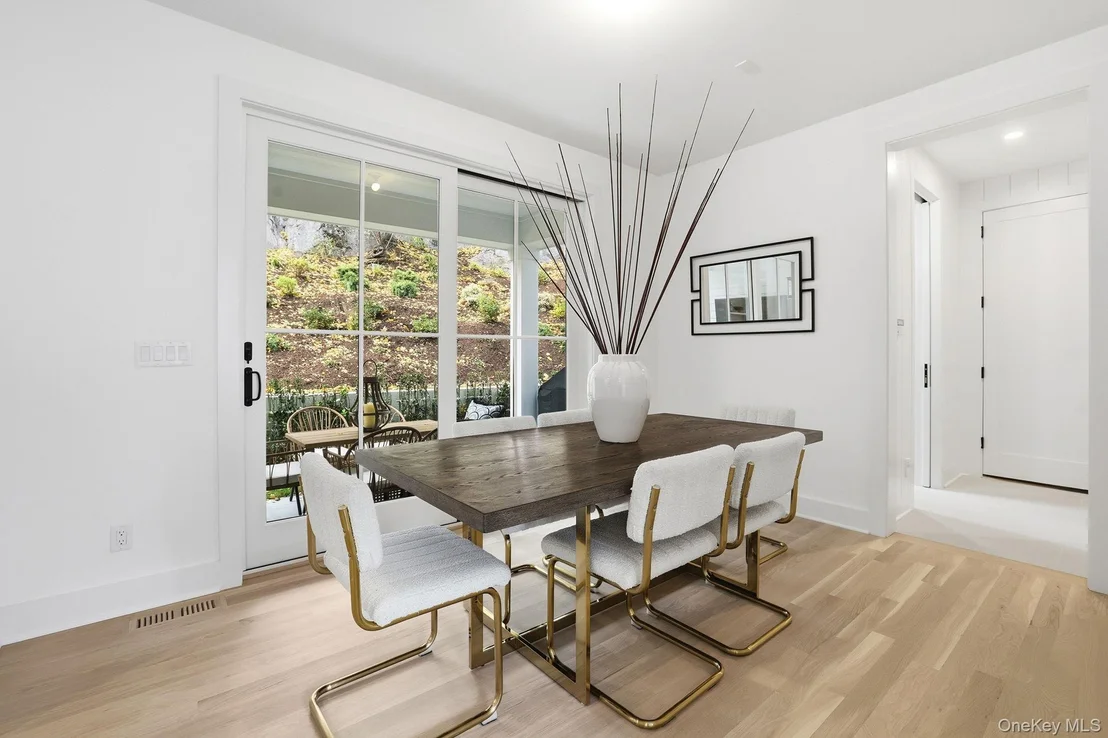 Photo of 80 Grapal Street