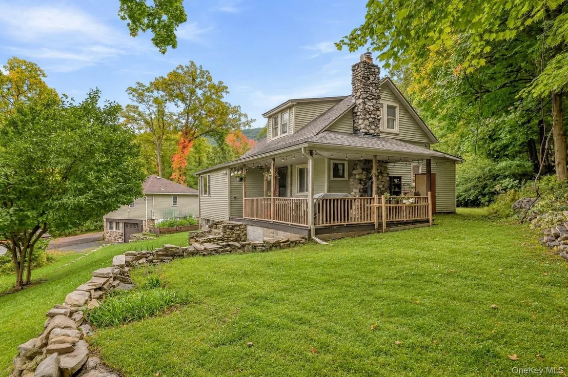 Photo of 2 Iris Road