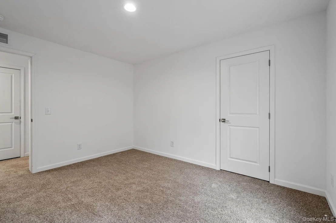 Photo of 45 Pinehurst Drive W