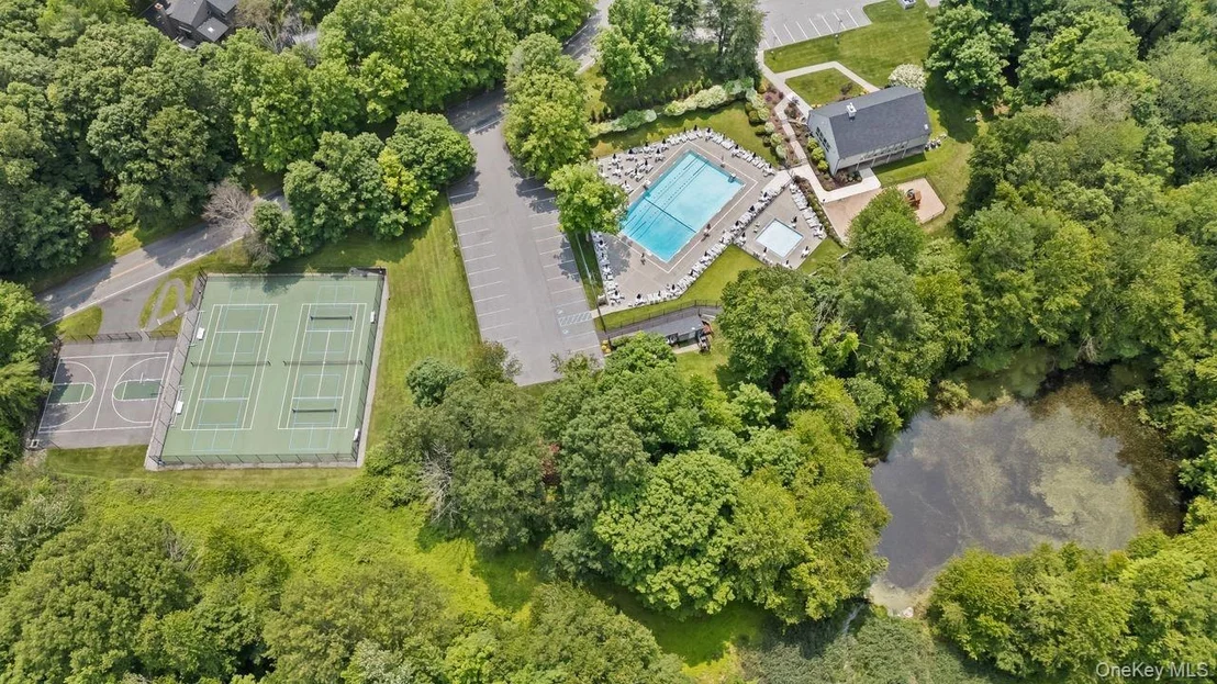 Photo of 170 Arbor Crest